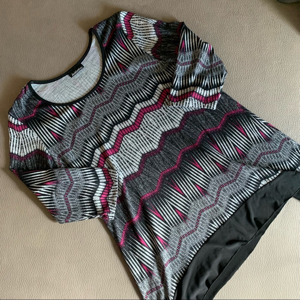 Initiatives Patterned Quarter Length Top